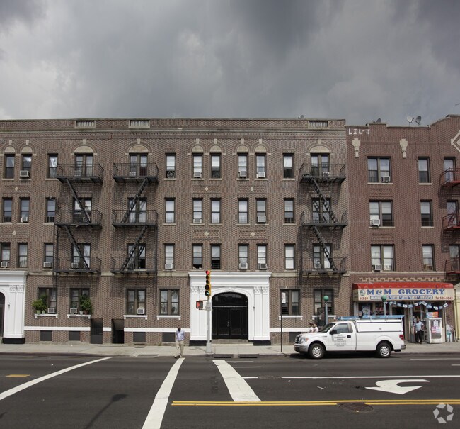 14701 Hillside Ave, Jamaica, NY 11435 Apartments Jamaica, NY