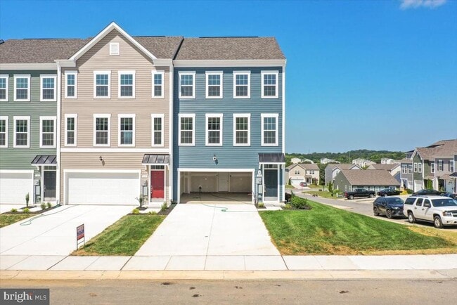 Building Photo - 64 Stafford Pl
