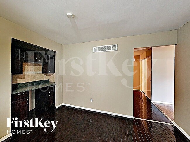 Foto del edificio - 5353 Branridge Rd