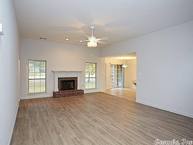 Building Photo - 202 Chantilly Cir