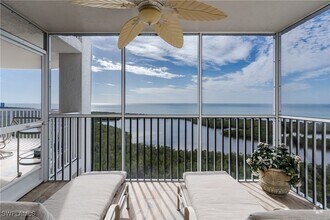Building Photo - 6849 Grenadier Blvd