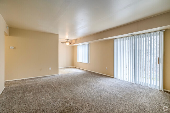 2BD, 1BA - The Napa - Living Room - Six Trails Apartments - Saline, MI
