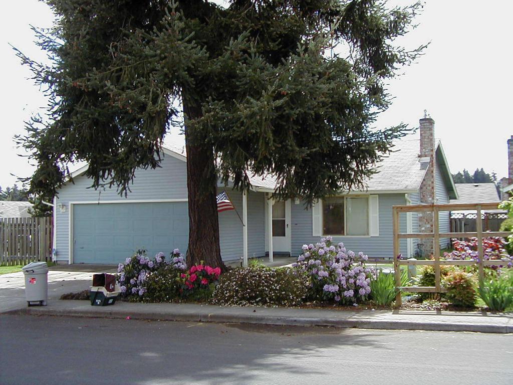 Primary Photo - 15607 NE 34th St