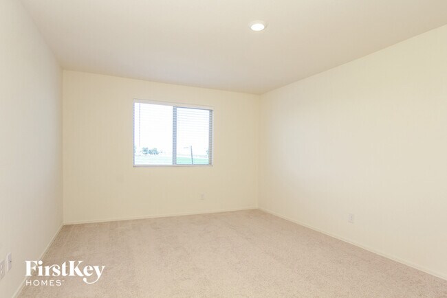 Foto del edificio - 8470 S 258th Dr