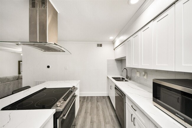 Foto del edificio - 3131 Cummins St