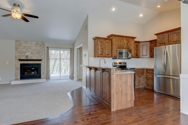 Foto del edificio - 5574 W Harborcove Ln