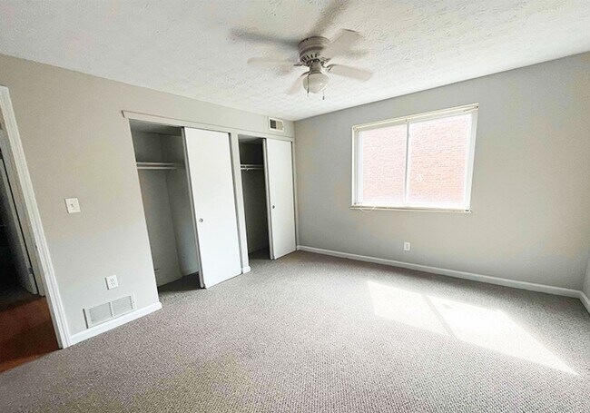 Foto del edificio - 525 Lowell Ave