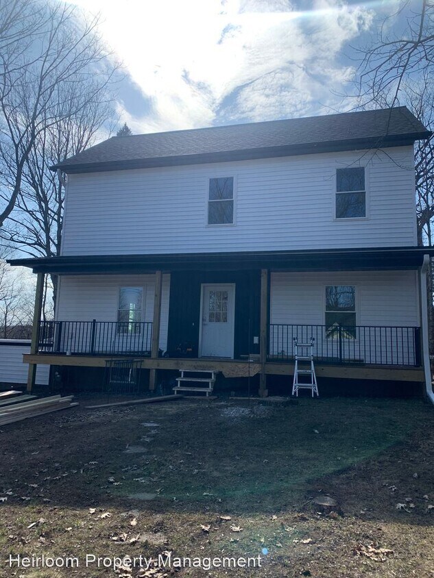 5 br, 2 bath House 1239 Missouri Avenue House for Rent in Duluth