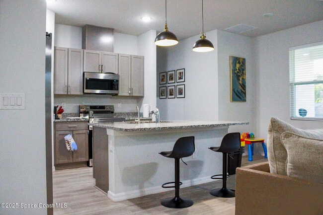 Building Photo - 843 Sorrel St NW