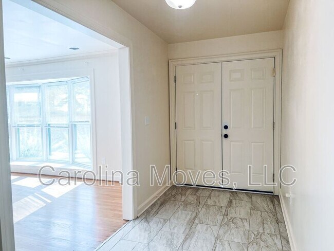 Building Photo - 609 Jacobs Rd