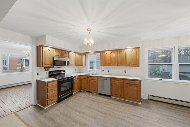 Building Photo - 99 Garfield Ave