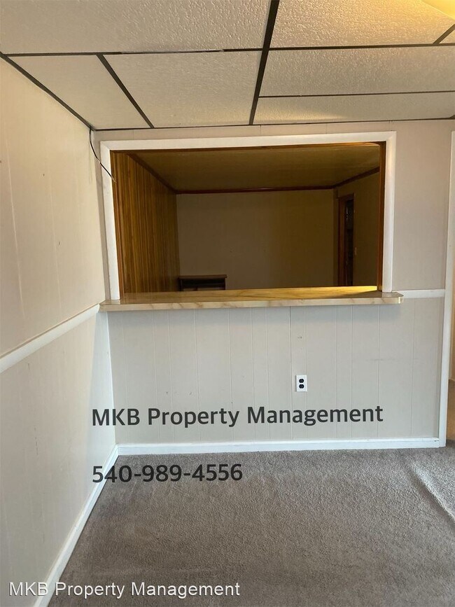 Foto del edificio - 4 br, 1 bath House - 623 Peake Street