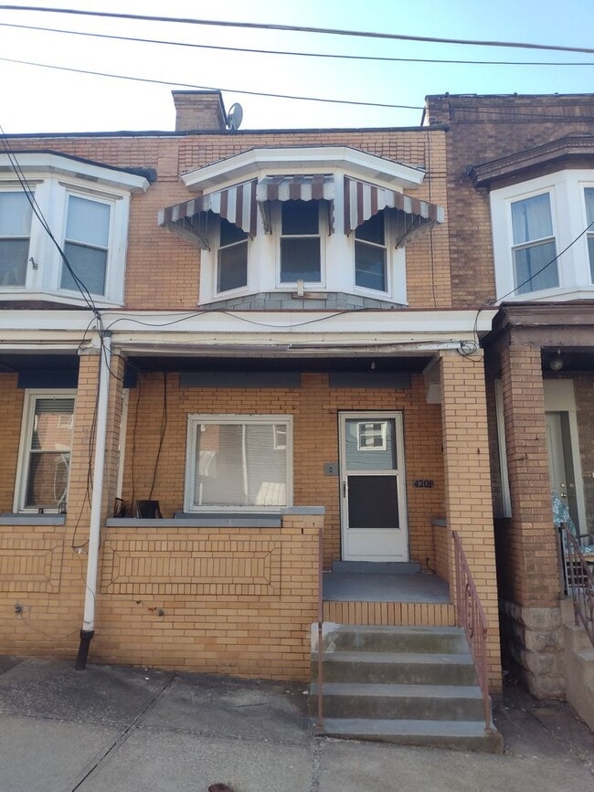 Building Photo - 4208 Calvin St
