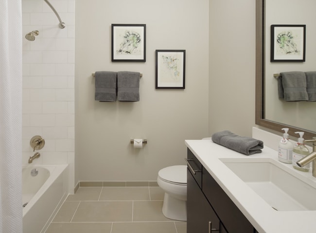 Photo - 407 N Clark St Apartment