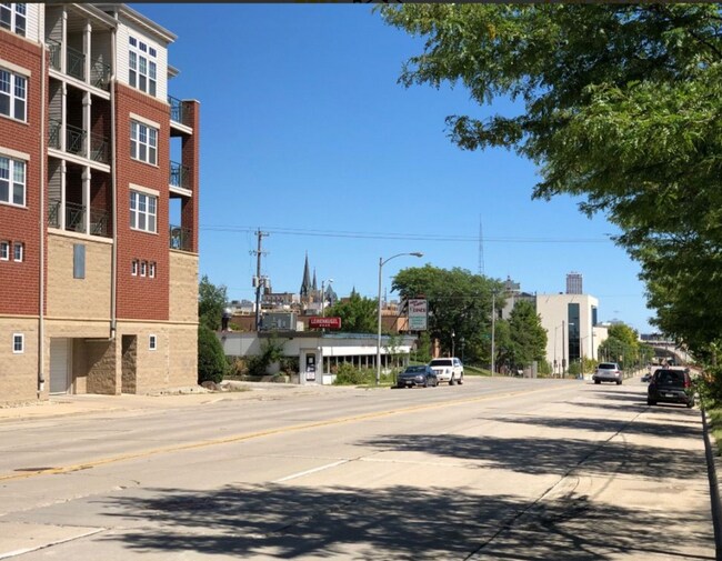 Foto del edificio - Marquette Housing- 509