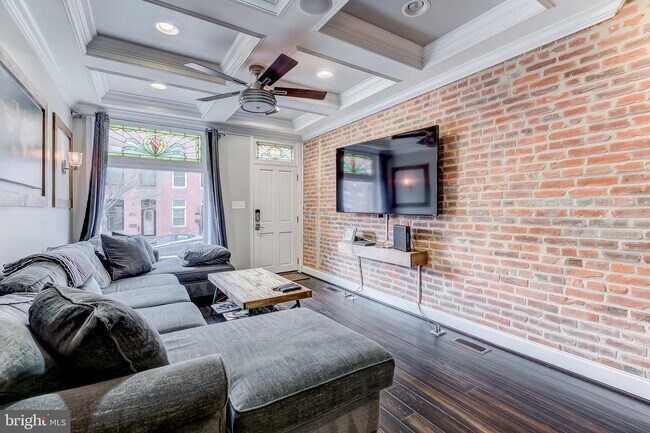 Foto del edificio - 821 S Linwood Ave