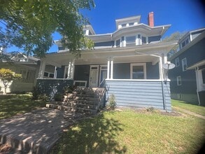 Building Photo - 36-38 Walnut Ave