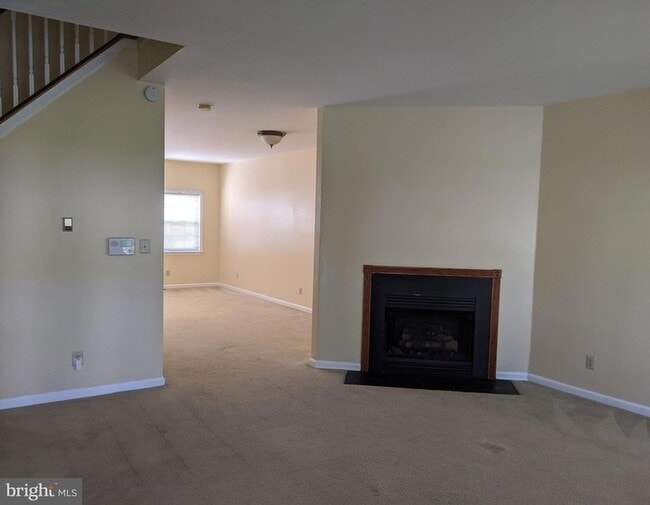 Building Photo - 331 Galway Dr