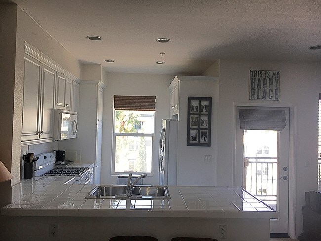 Foto del edificio - 6020 Seabluff Dr