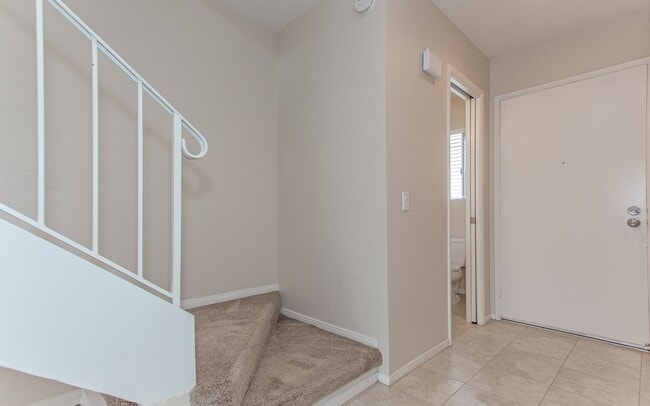 Foto del edificio - Great 2 BD Home in the Lake Park Terrace C...