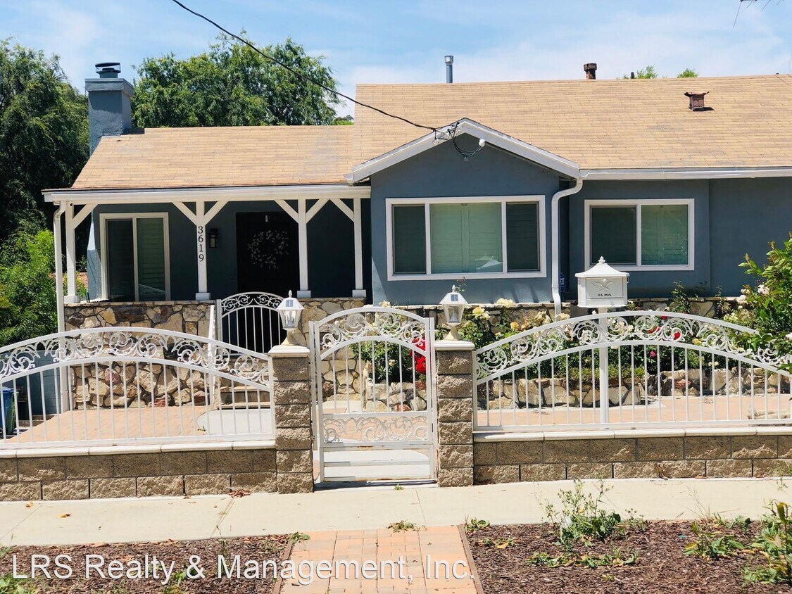 4 br, 2.5 bath House 3619 Harriman Ave. House for Rent in Los