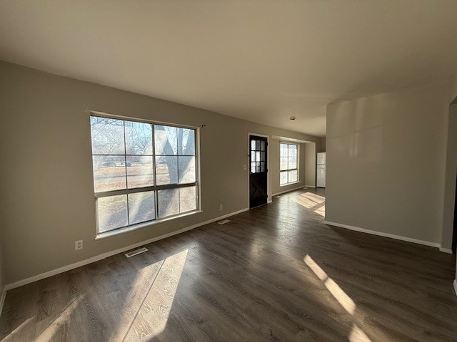 Building Photo - 229 Cedarwood Ave