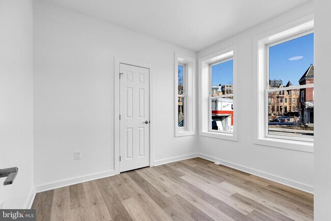Foto del edificio - 1712 3rd St NW