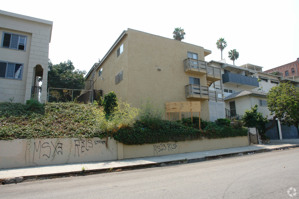 Primary Photo - Coronado Apartments Non-Rent Controlled