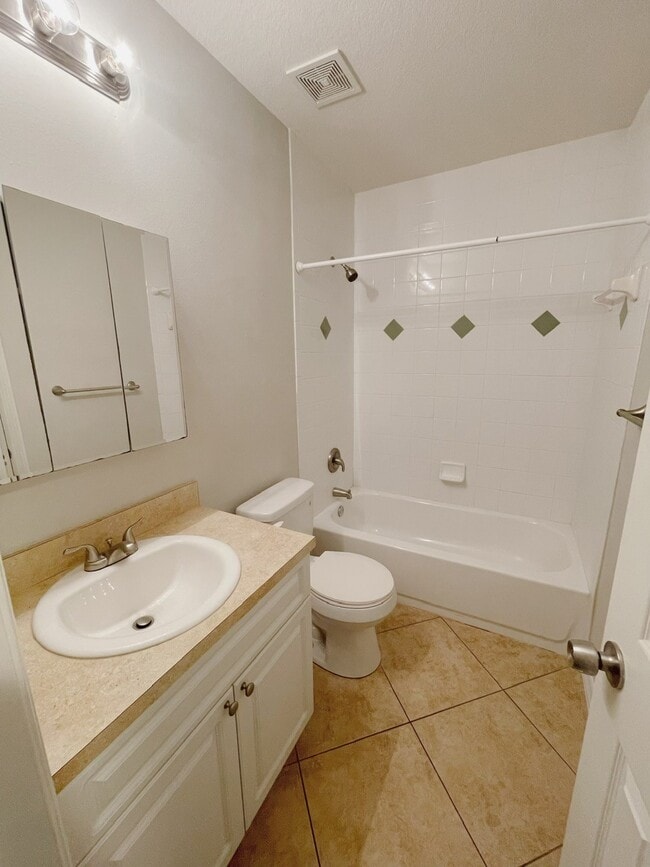 20 Davis Blvd - Perfect for TGH Employees - Davis Islands Apartments