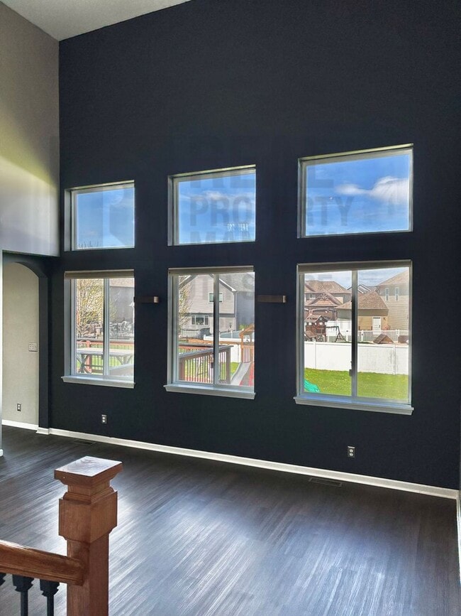 Foto del edificio - 4BR/3.5BA Refined Ellendale Farm Rental w/ Basement Suite