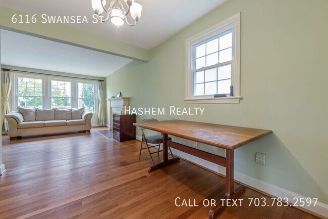 Foto del edificio - 6116 Swansea St
