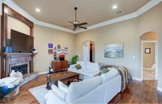 Building Photo - 5105 Tensas Dr