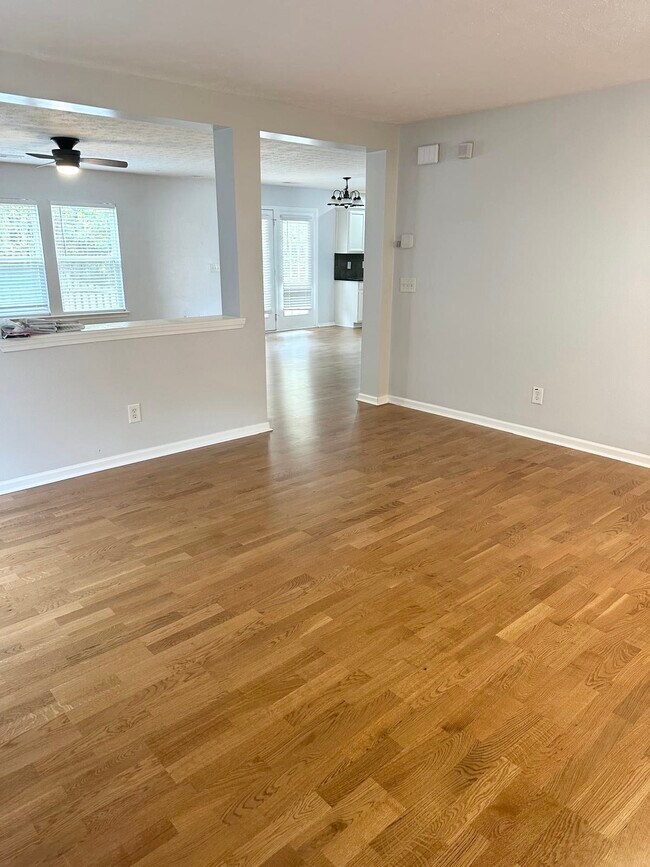 Foto del edificio - 125 Cedar Bay Cir