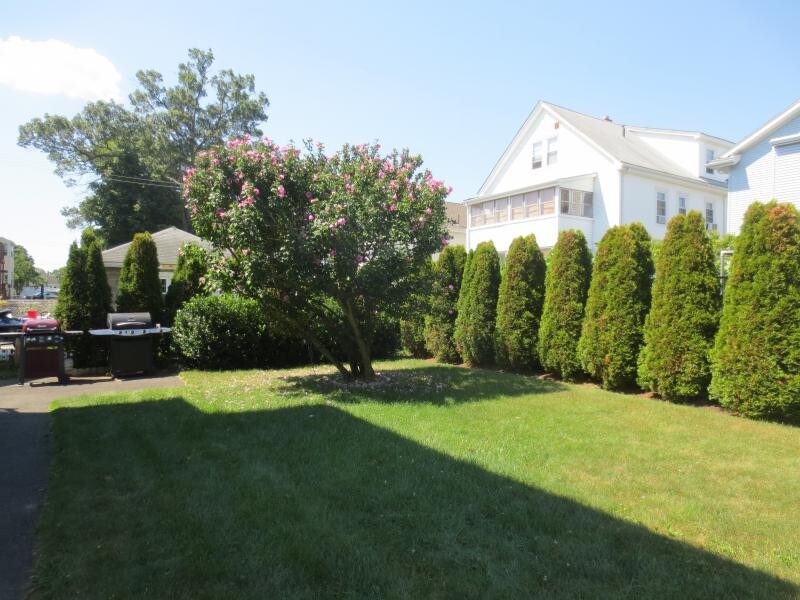 48 Poole St, Medford, MA 02155 Apartment for Rent in Medford, MA