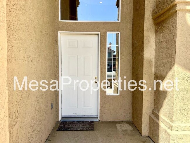 Building Photo - 12530 High Desert Rd