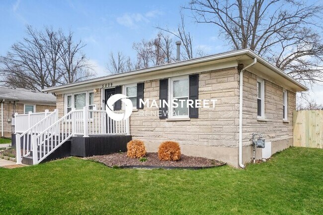 Foto del edificio - 3 Bedroom Pet-Friendly Home in LOUISVILLE, KY with Main Street Renewal