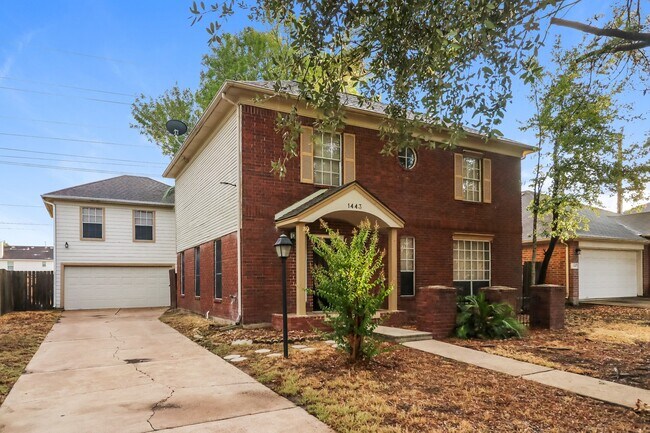 Foto del edificio - 1443 Autumn Dawn Ct