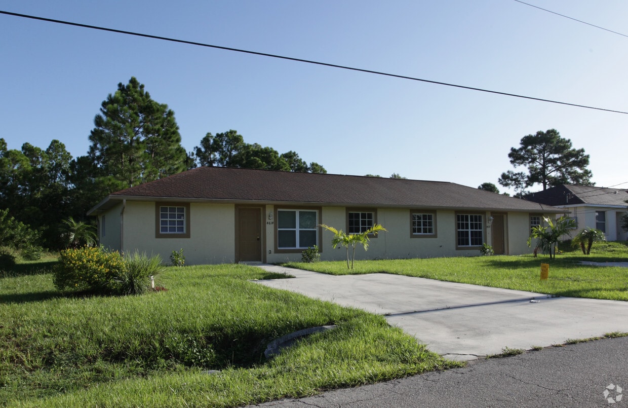 4612 Douglas Ln, Lehigh Acres, FL 33973 Apartments in Lehigh Acres, FL