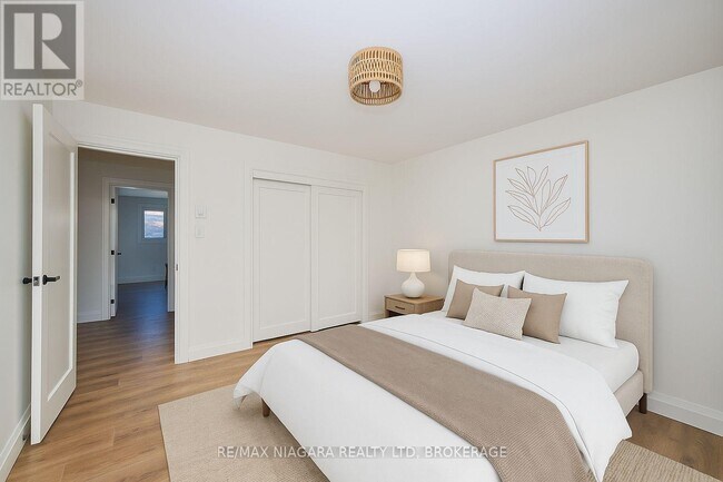 Building Photo - 141 Plymouth Rd