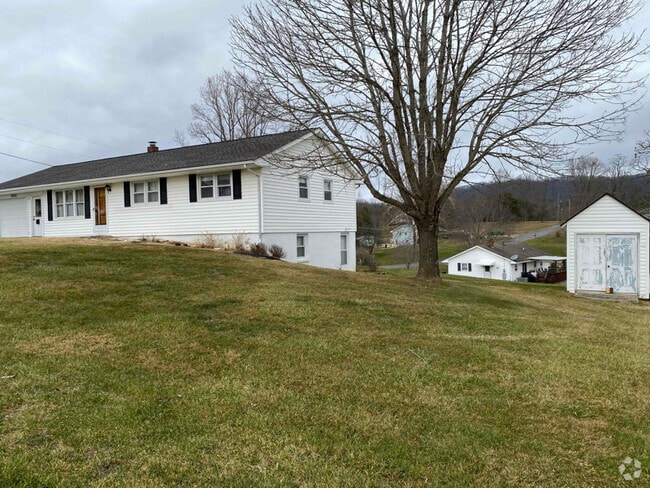 Building Photo - 5946 Centennial Rd