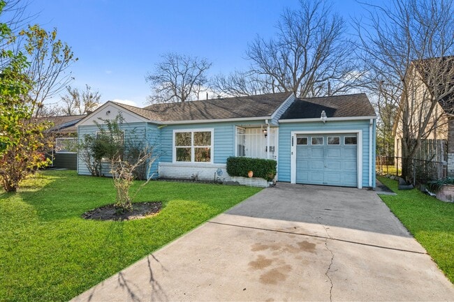 Building Photo - 4110 Friar Point Rd