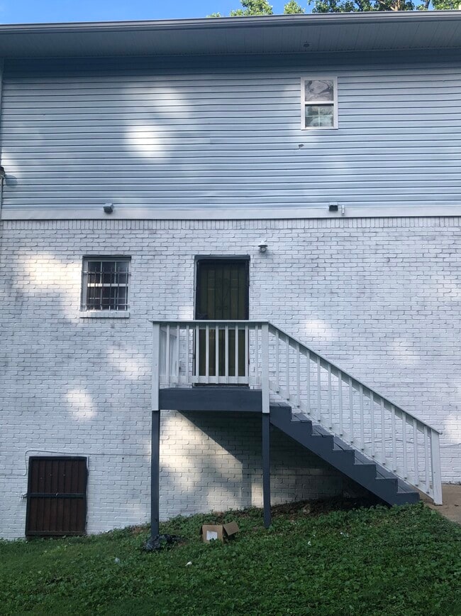 Building Photo - 2456 Spring St NW