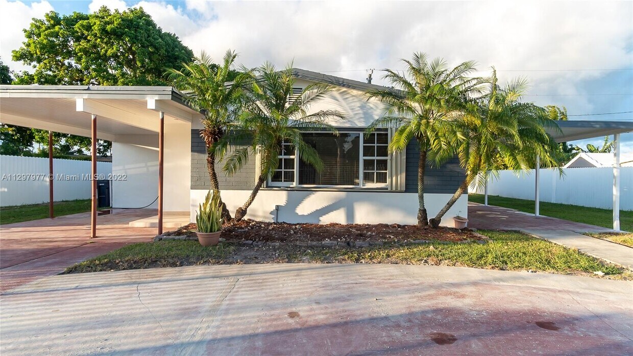 Foto principal - 14525 SW 288th St