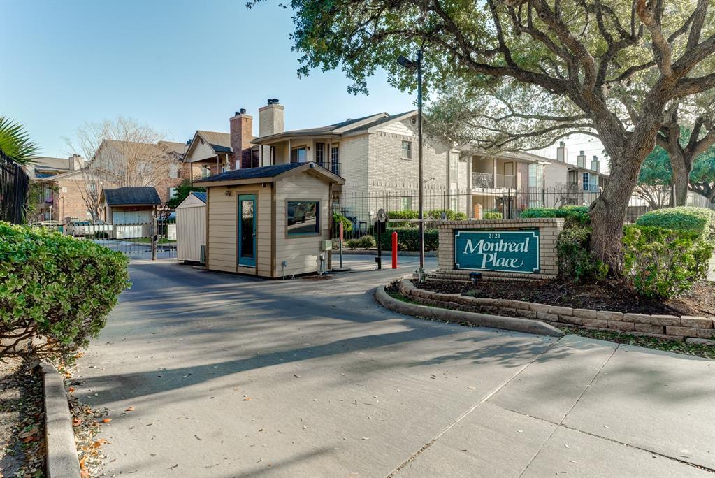 Primary Photo - 2121 Hepburn St