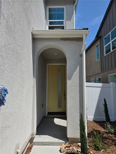 Building Photo - 2635 E Forest Paseo