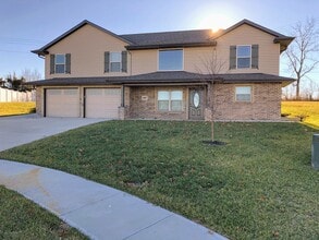 Building Photo - 4067 Westminister Dr