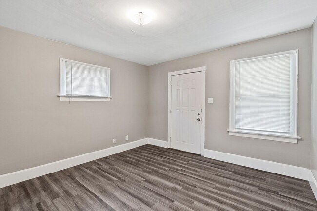 Foto del edificio - Cute 1 bed 1 bath. SECTION 8 Accepted