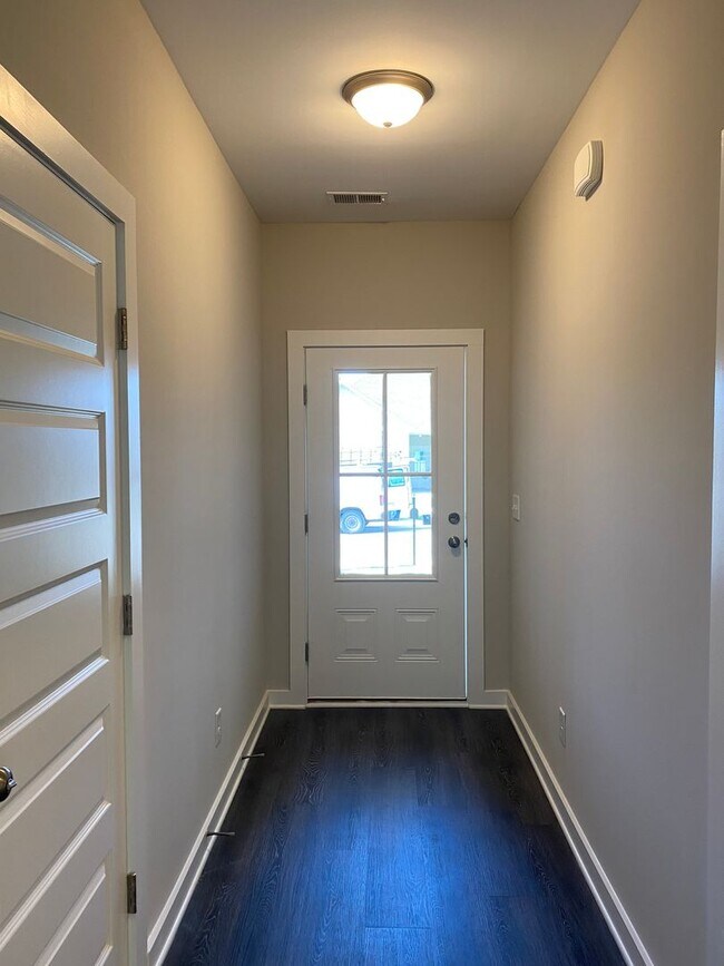 Building Photo - Home for Rent in Clanton, AL...Available N...