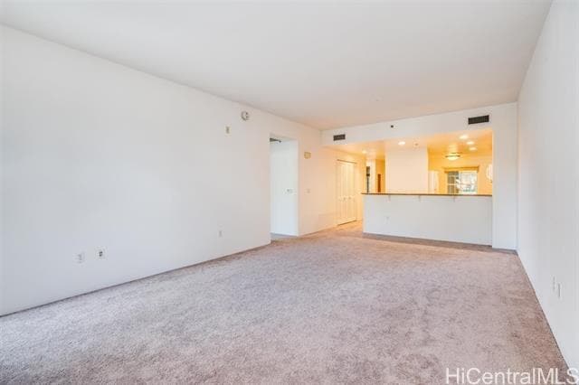 Building Photo - 520 Lunalilo Home Rd