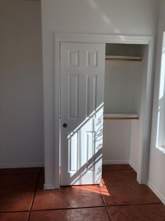 Foto del edificio - 1703-E Lomas Blvd NW